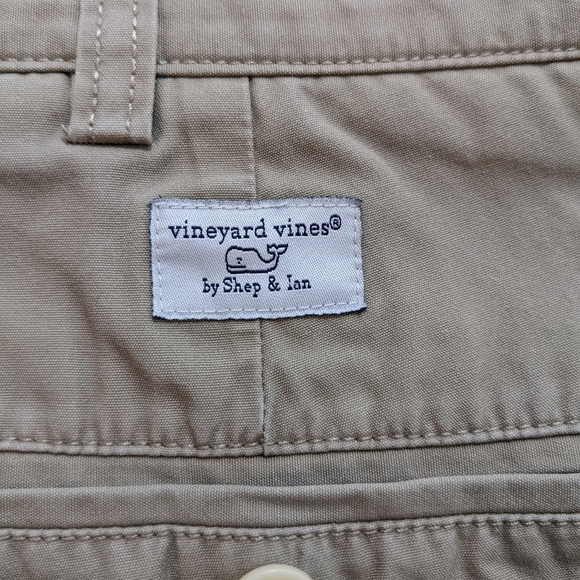 Men’s Vineyard Vines Links Shorts GOLF Flat Front Size 40 Khaki Shorts Chino - Picture 3 of 6